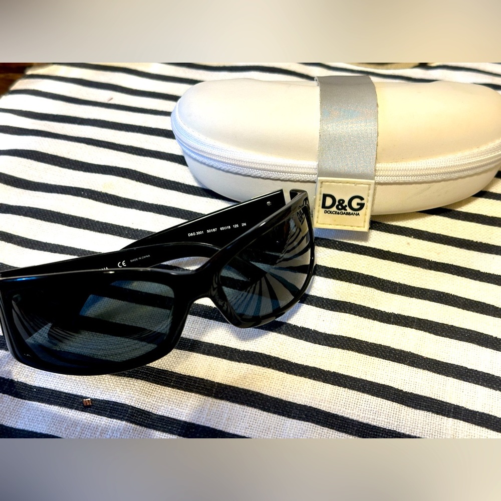 LIGHTLY used DOLCE AND GABBANA black sunglasses. ORIGINAL box included.